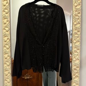 Ischiko Sweater